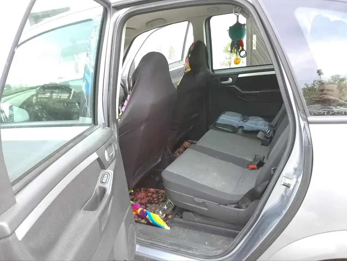 Gebraucht Opel Meriva 101 PS (74 kW) 2003 Silber Van / Kleinbus