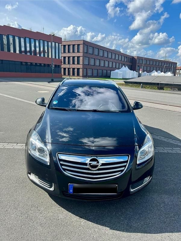 Schwarz Gebraucht 2012 Opel Insignia Kombi | 6.000 € (Fairer Preis) - Bild 1/4