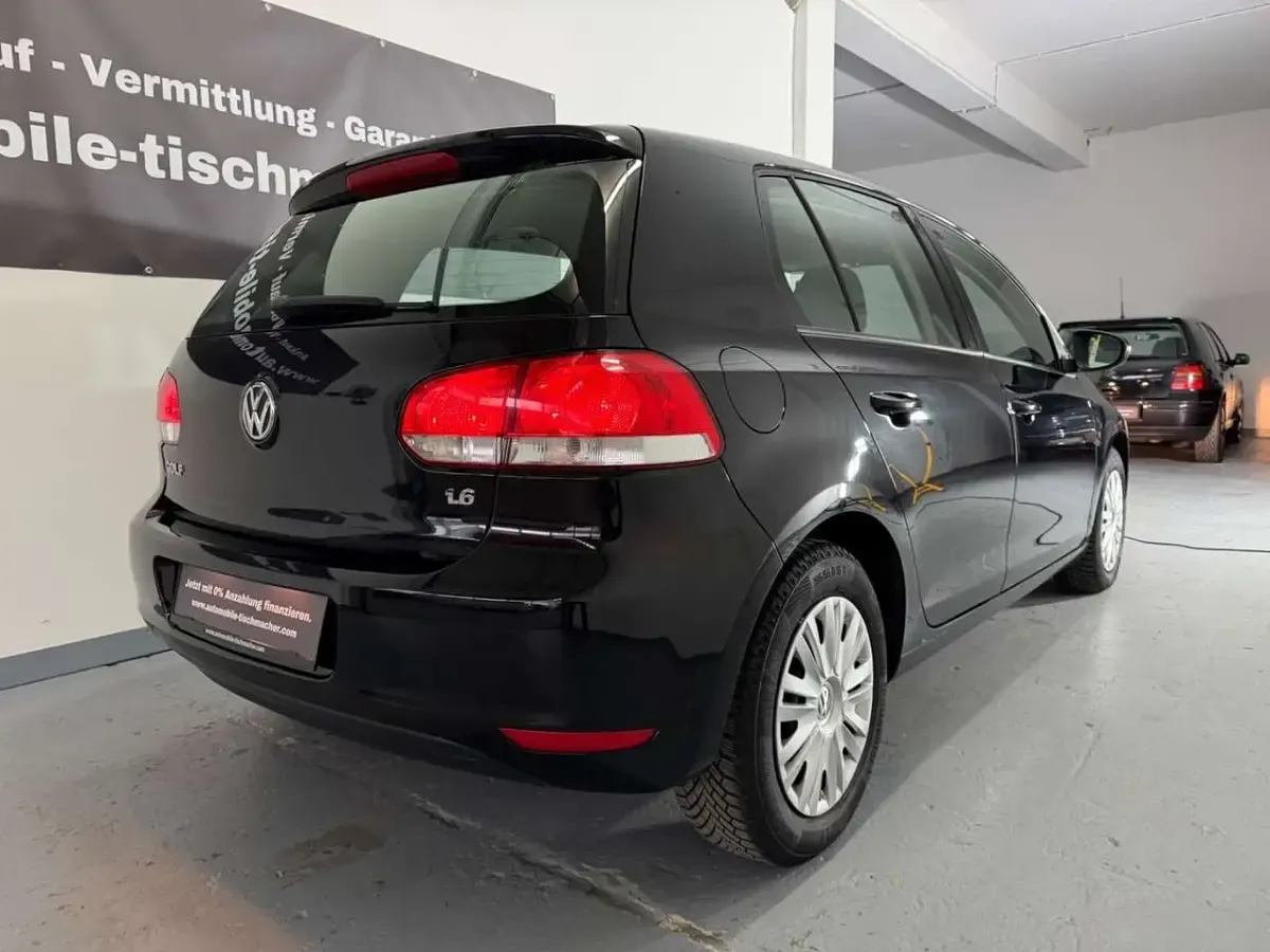 Gebraucht VW Golf VI 102 PS (75 kW) 2008 Schwarz Kleinwagen