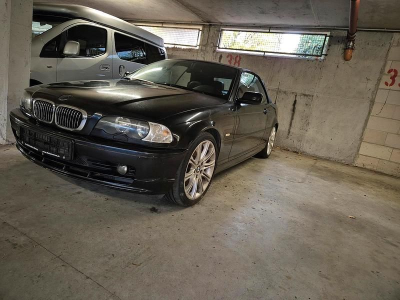 Schwarz Gebraucht 2001 BMW 320 Cabriolet M Sport Cabrio | 5.900 € (Guter Preis) - Bild 1/4