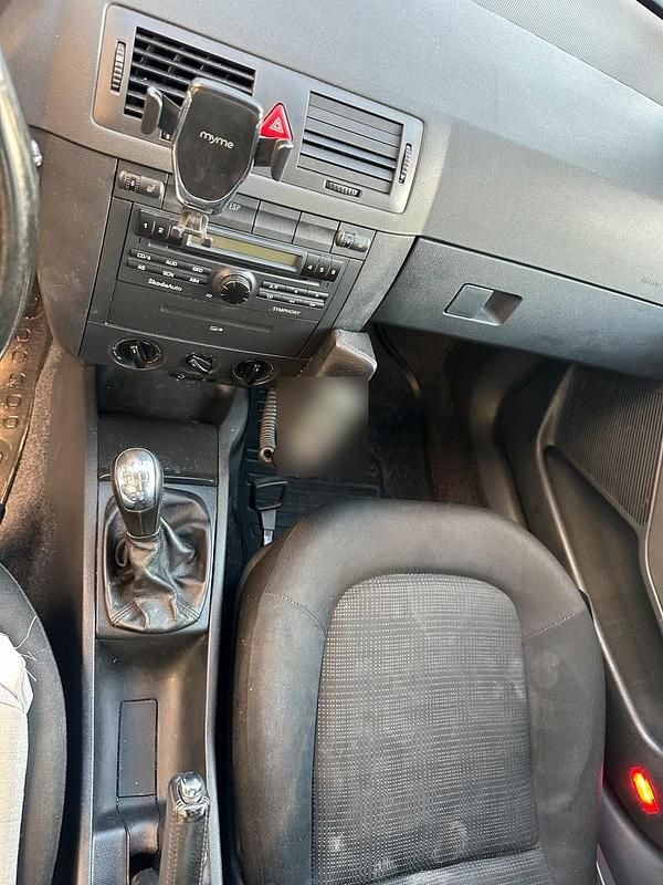 Gebraucht Skoda Fabia 101 PS (74 kW) 2006 Grau Limousine