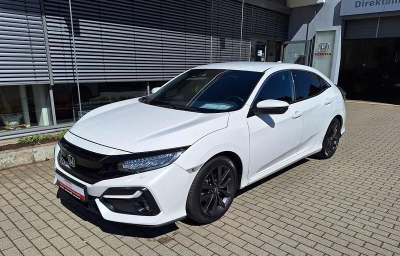 Platinum white pearl Gebraucht 2021 Honda Civic Elegance Limousine | 17.570 € (Fairer Preis) - Bild 1/4