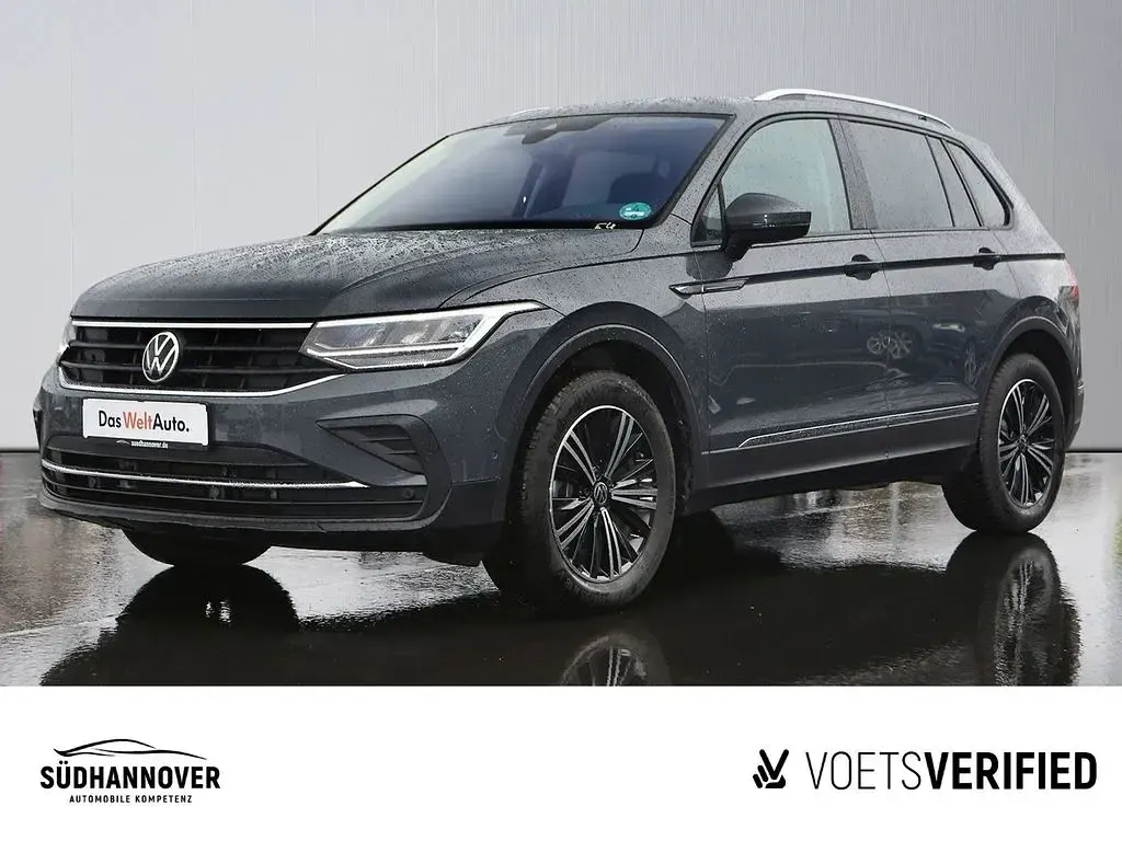 Gebraucht VW Tiguan Active 150 PS (110 kW) 2021 Grau SUV