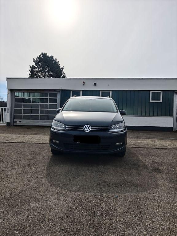Gebraucht VW Sharan 140 PS (102 kW) 2012 Grau Van / Kleinbus