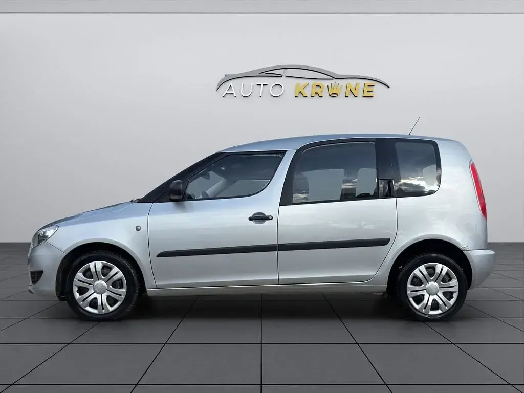 Gebraucht Skoda Roomster Plus Edition 86 PS (63 kW) 2010 Silber Van / Kleinbus