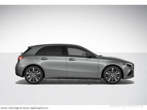 Gebraucht Mercedes A180 Night 136 PS (100 kW) 2024 Grau metalliclack mountaingrau metallic Limousine