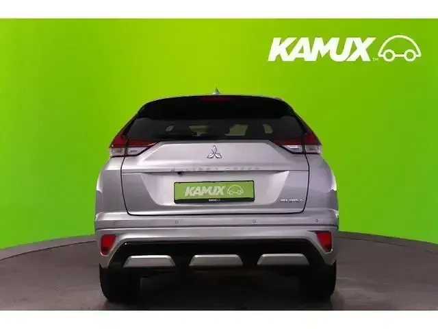 Gebraucht Mitsubishi Eclipse Cross Select 98 PS (72 kW) 2023 Silber SUV