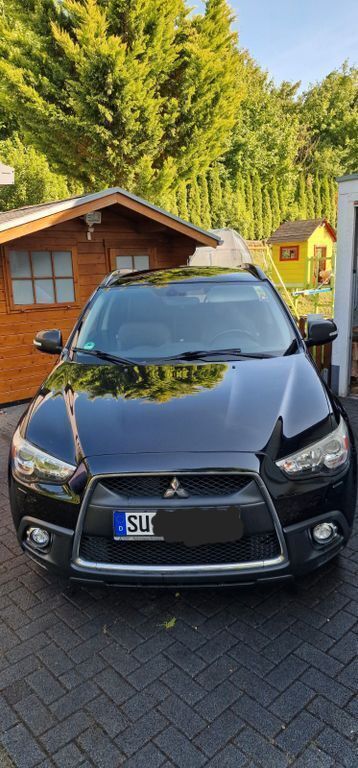 Schwarz Gebraucht 2011 Mitsubishi ASX Instyle SUV | 6.200 € (Etwas zu teuer) - Bild 1/4