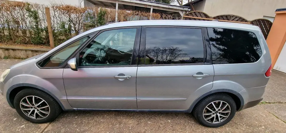 Gebraucht Ford Galaxy 140 PS (102 kW) 2008 Grau Van / Kleinbus
