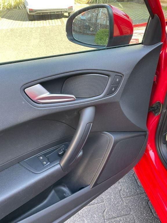 Second-hand Audi A1 Attraction 86 CP (63 kW) 2012 Roșu Hatchback