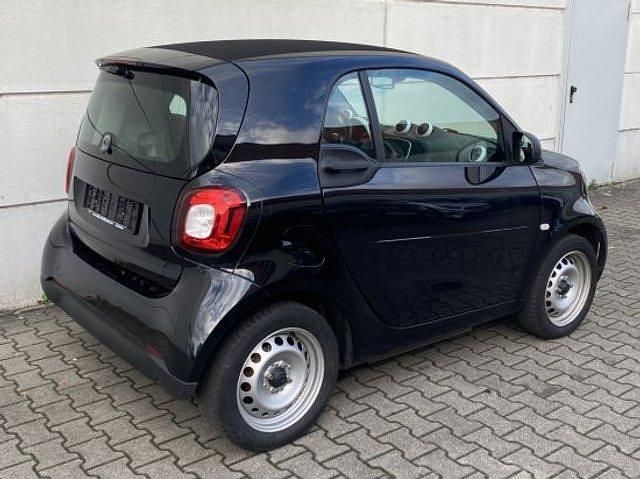 Gebraucht Smart ForTwo Coupé 60 kW (82 PS) 2020 Schwarz Kleinwagen