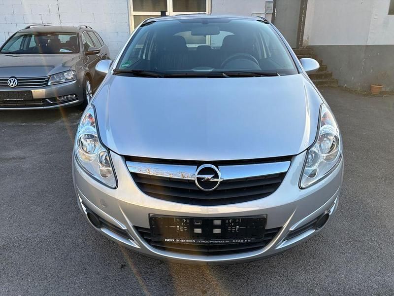 Gebraucht Opel Corsa Edition 60 PS (44 kW) 2007 Silber Kleinwagen
