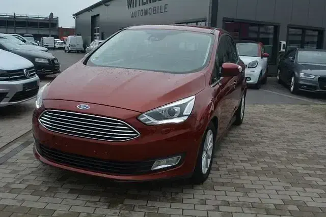 Gebraucht Ford C-MAX Titanium 125 PS (91 kW) 2017 Rot Van / Kleinbus