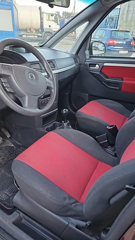 Gebraucht Opel Meriva 100 PS (73 kW) 2004 Rot Van / Kleinbus