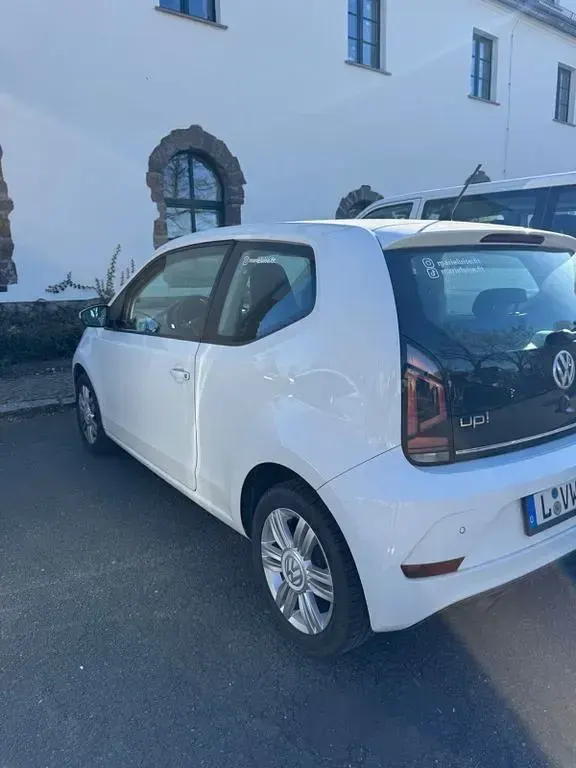 Gebraucht VW up! high up! 90 PS (66 kW) 2017 Weiß Kleinwagen