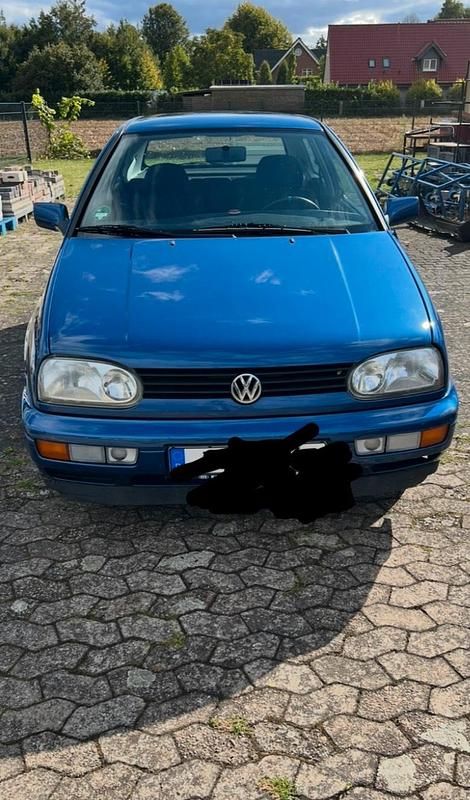 Blau Gebraucht 1996 VW Golf III Kleinwagen | 2.900 € (Guter Preis) - Bild 1/4