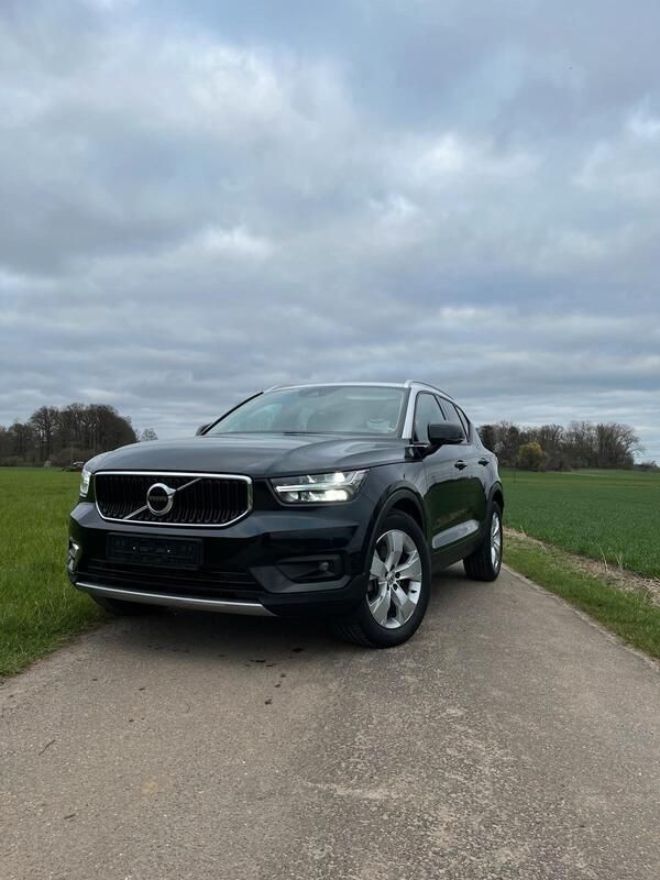 Schwarz Gebraucht 2018 Volvo XC40 SUV | 20.599 € (Fairer Preis) - Bild 1/4