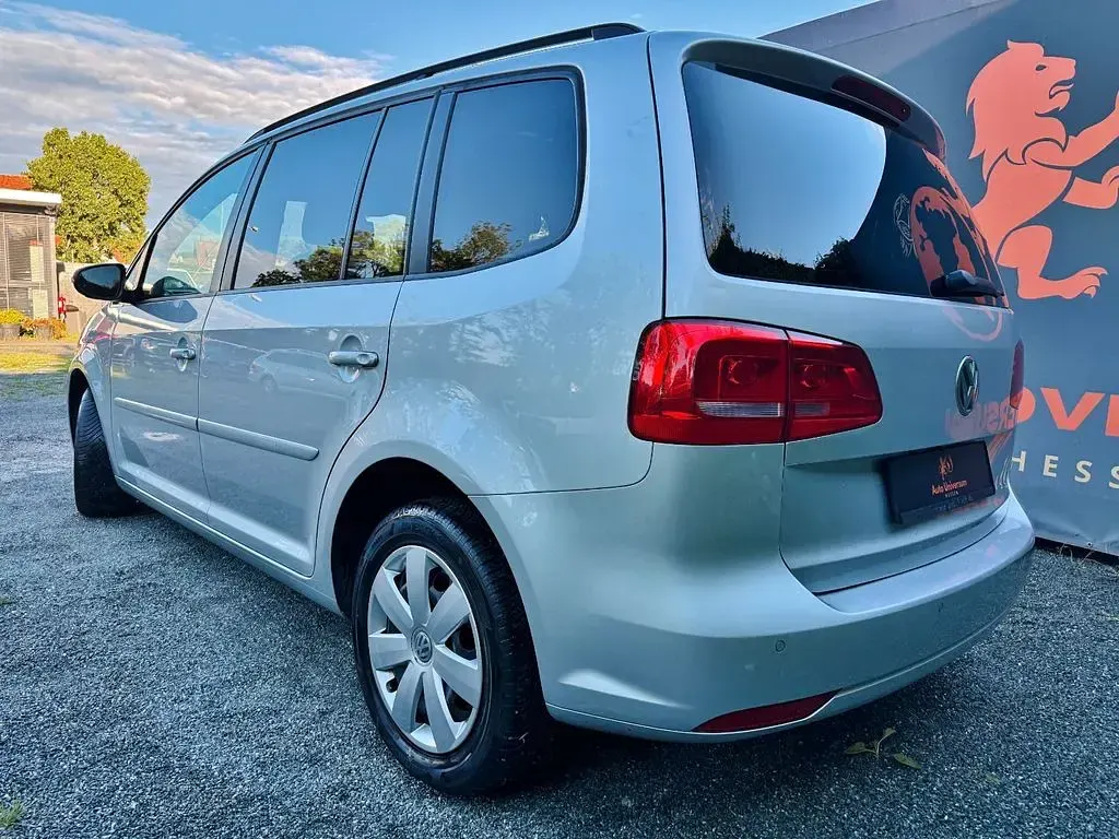 Gebraucht VW Touran 140 PS (102 kW) 2011 Silber Van / Kleinbus