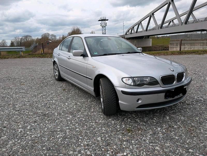 Gebraucht BMW 320 170 PS (125 kW) 2002 Silber Limousine