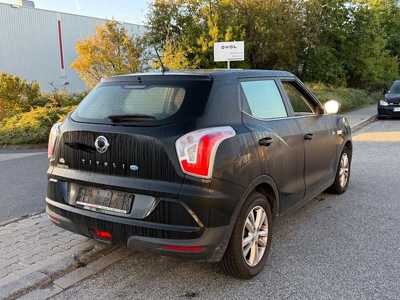Gebraucht Ssangyong (KGM) Tivoli Quartz 116 PS (85 kW) 2017 Schwarz SUV