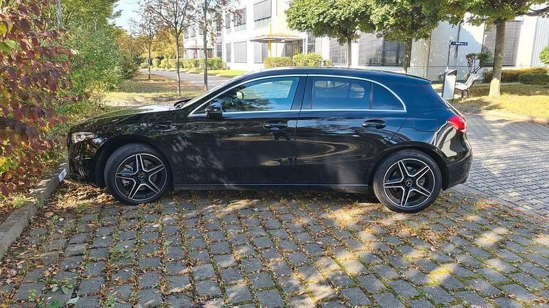 Gebraucht Mercedes A250 Progressive 224 PS (164 kW) 2018 Schwarz Limousine