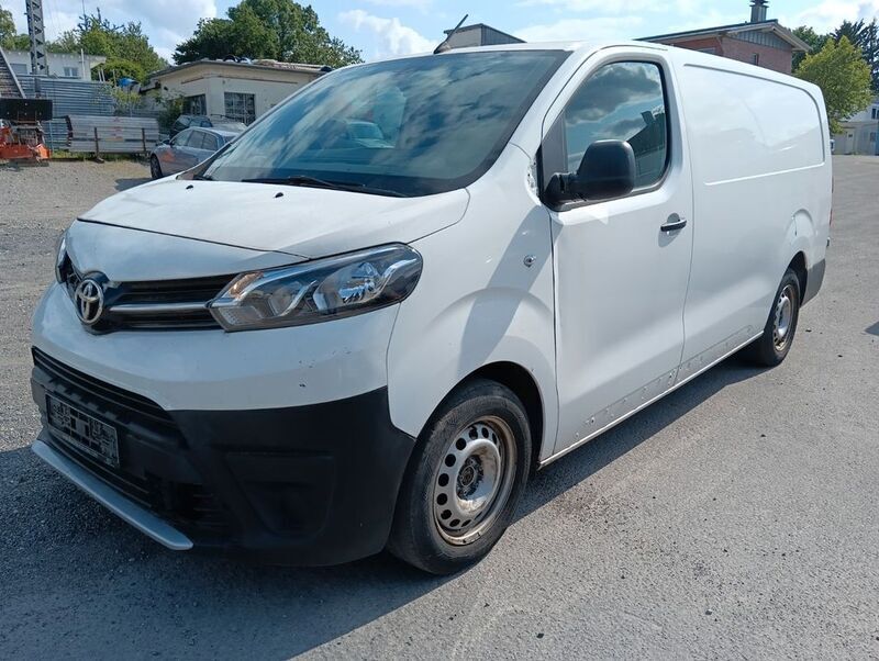 Weiß Gebraucht 2019 Toyota Proace Van | 11.888 € (Superpreis) - Bild 1/4