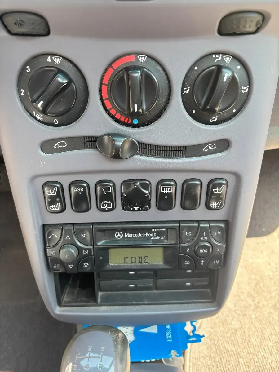Gebraucht Mercedes A140 62 PS (45 kW) 1999 Rot Kleinwagen