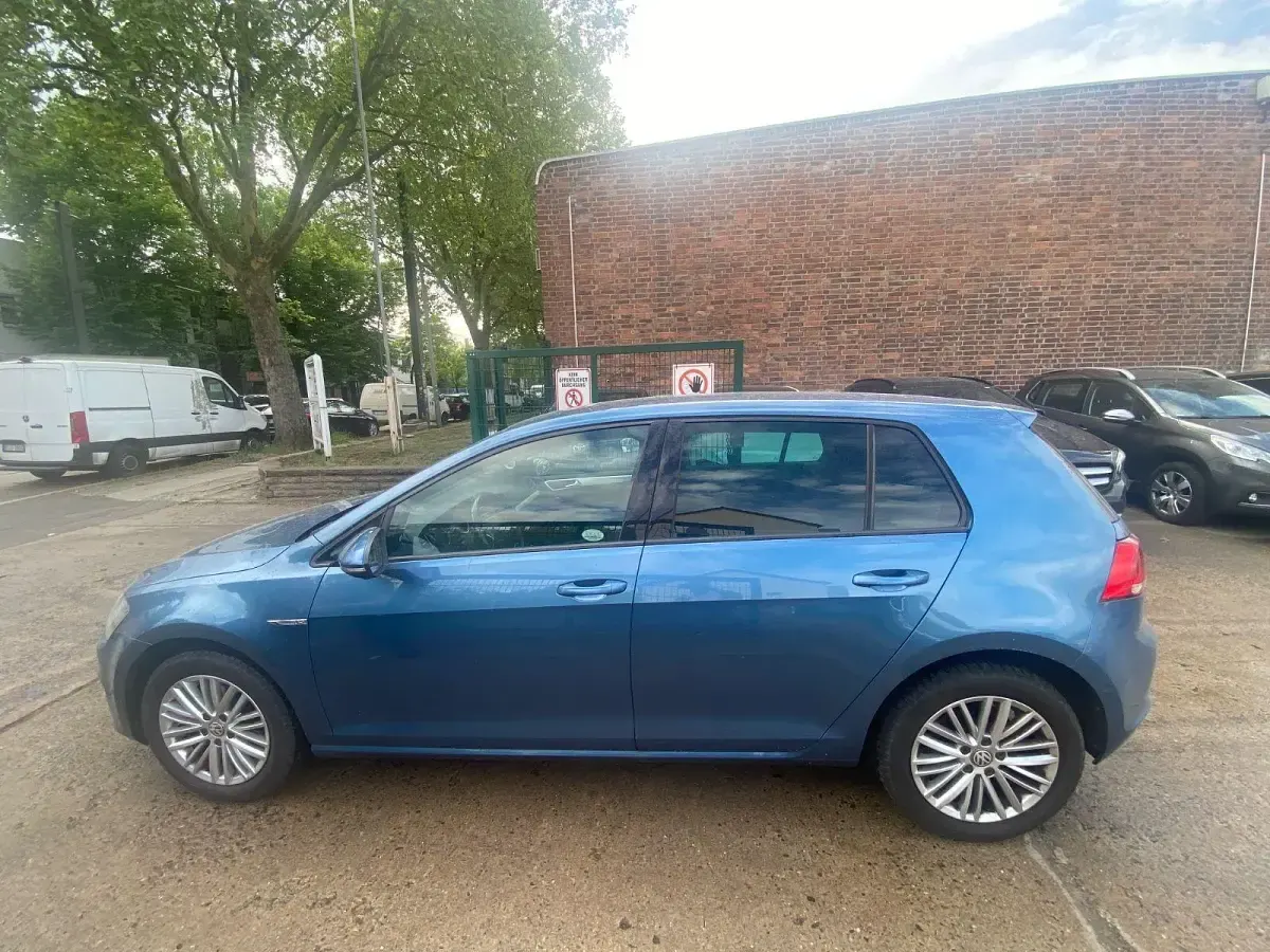 Second-hand VW Golf VII Cup 105 CP (77 kW) 2014 Albastru Berlinǎ