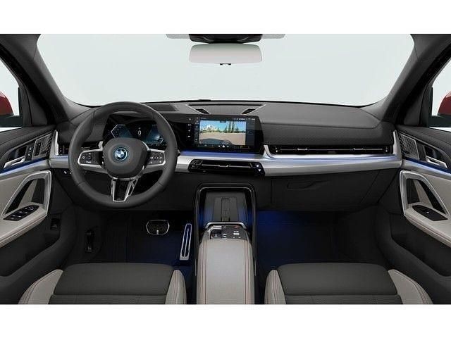 Gebraucht BMW iX2 Performance 225 kW (306 PS) 2025 Rot SUV