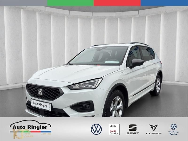Weiss Gebraucht 2023 Seat Tarraco FR SUV | 31.990 € (Fairer Preis) - Bild 1/3
