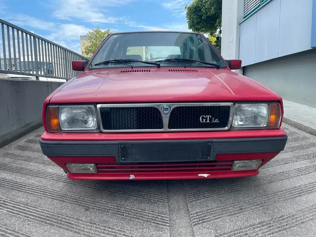 Gebraucht Lancia Delta 90 PS (66 kW) 1990 Rot Kleinwagen