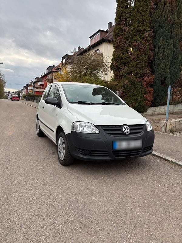 Gebraucht VW Fox 60 PS (44 kW) 2010 Weiß Kleinwagen