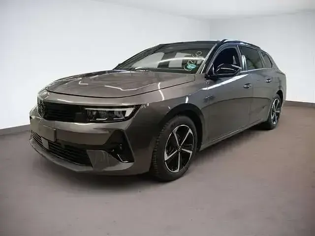 Gebraucht Opel Astra 131 PS (96 kW) 2025 Grau Kleinwagen