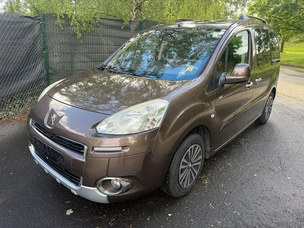 Gebraucht Peugeot Partner Tepee 120 PS (88 kW) 2013 Van / Kleinbus