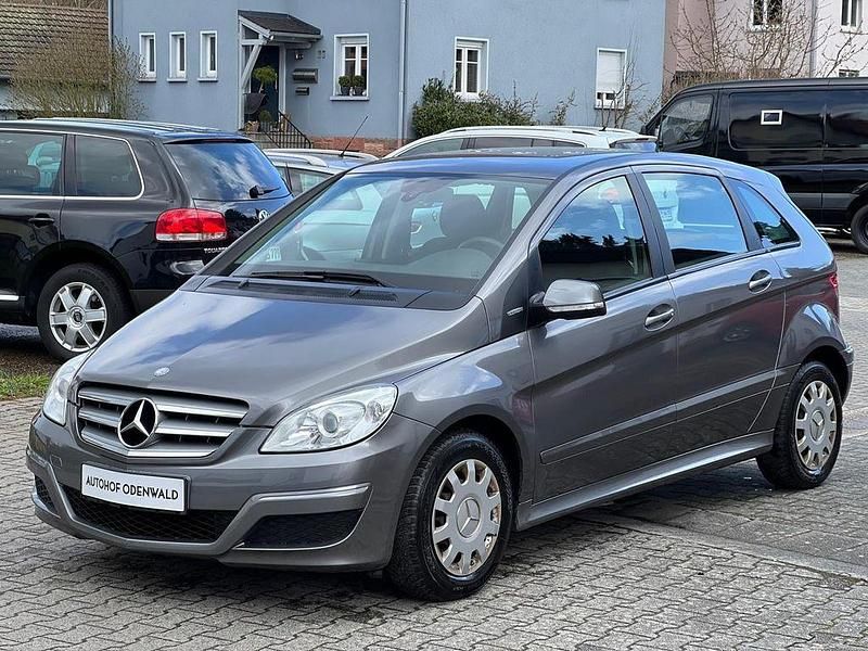 Gebraucht Mercedes B170 116 PS (85 kW) 2009 Grau Van / Kleinbus