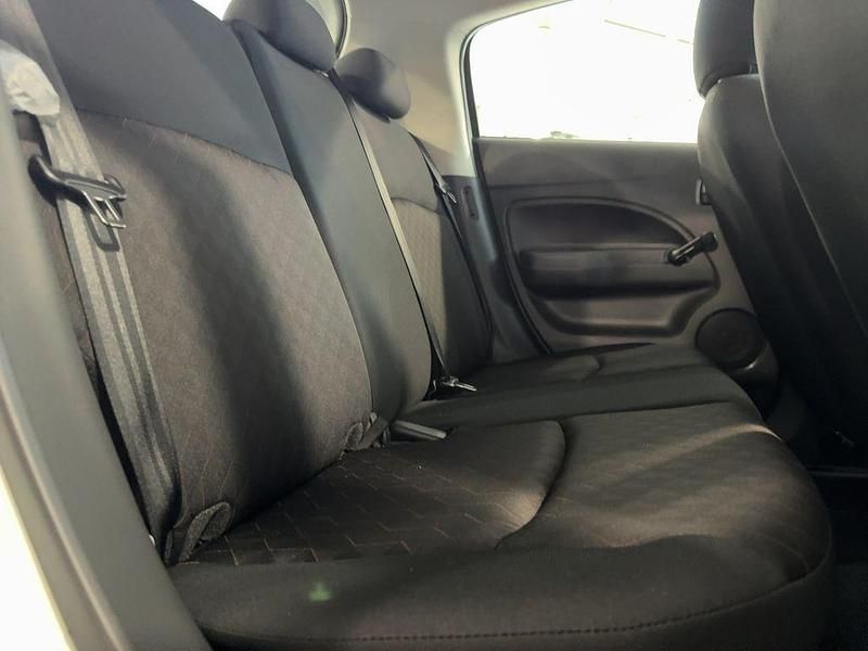 Neu Mitsubishi Space Star Select 71 PS (52 kW) 2025 Gelb) (gelb Limousine