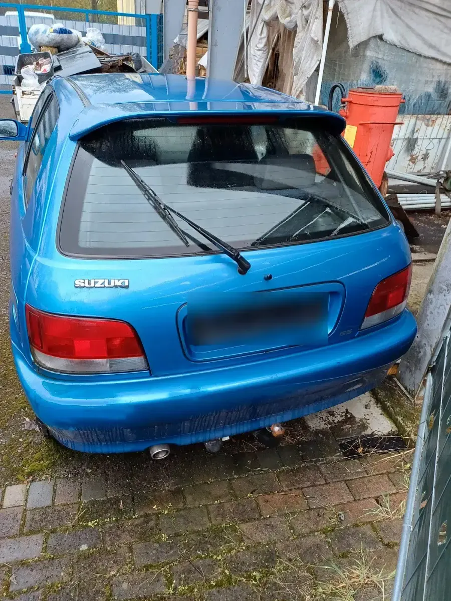 Usata Suzuki Baleno 85 CV (62 kW) 2001 Blu Utilitaria