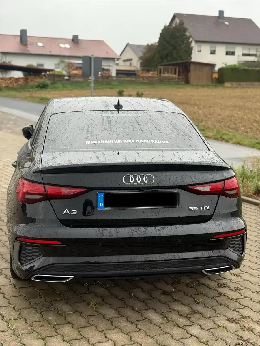 Gebraucht Audi A3 Design 150 PS (110 kW) 2022 Schwarz Limousine