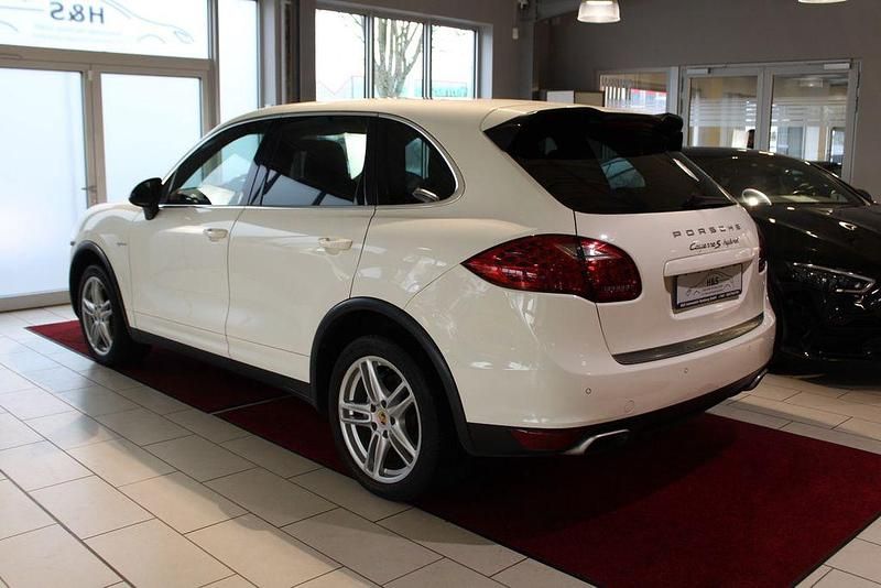 Gebraucht Porsche Cayenne S E-Hybrid 379 PS (278 kW) 2011 Sandweiss SUV