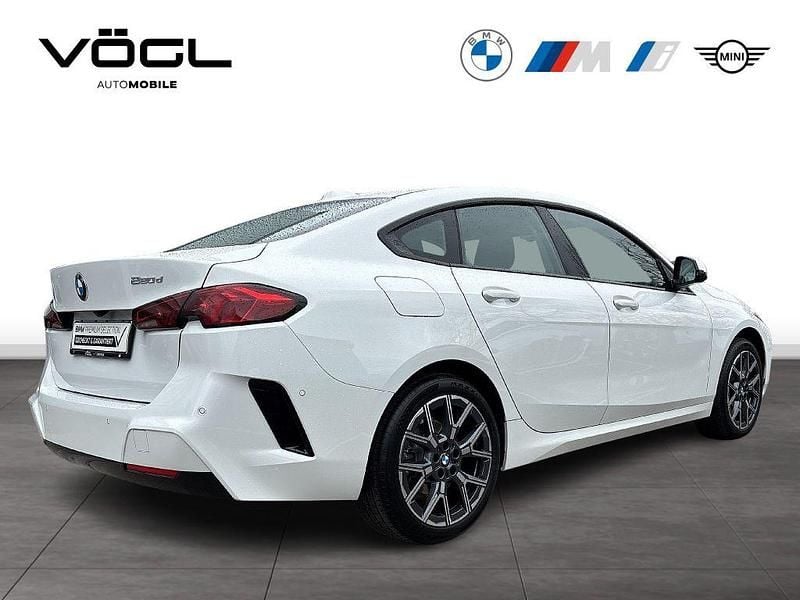 Używany BMW 220 Efficient Dynamics 150 KM (110 kW) 2025 Biały Coupe