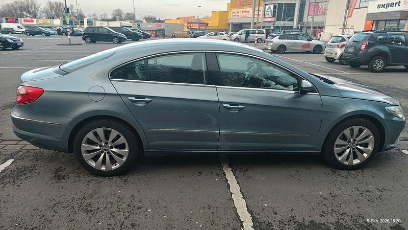 Gebraucht VW Passat 160 PS (117 kW) 2008 Blau Coupé