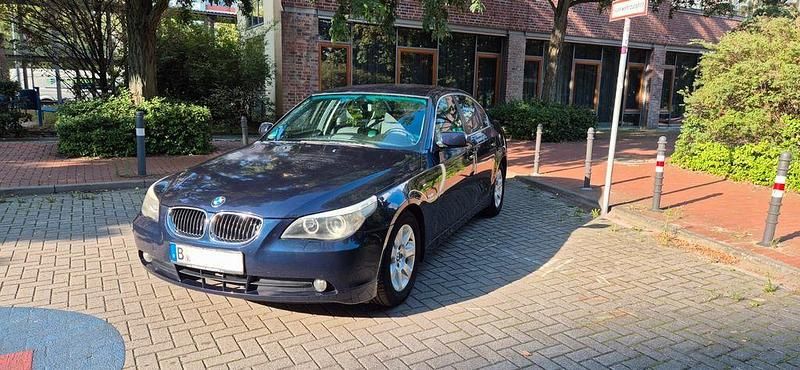 Blau Gebraucht 2005 BMW 523 Limousine | 2.200 € (Guter Preis) - Bild 1/4