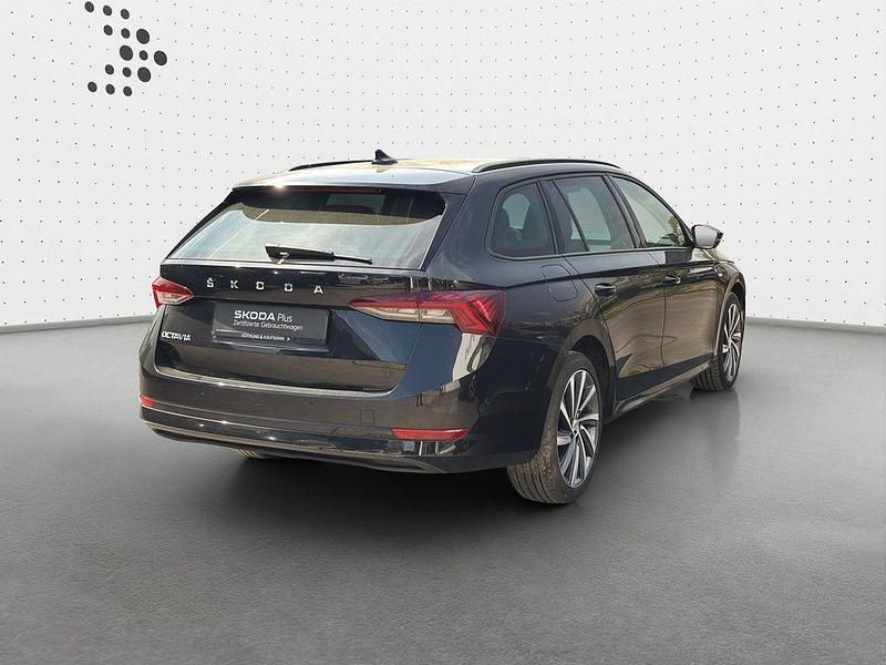 Gebraucht Skoda Octavia Ambition 150 PS (110 kW) 2023 Blackmagic perleffekt Kombi