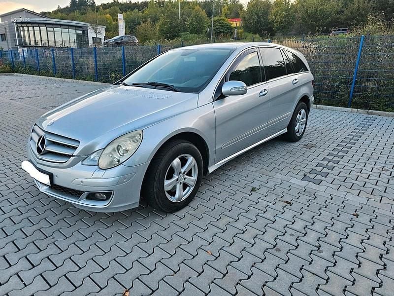 Silber Gebraucht 2006 Mercedes R280 Luxury Van / Kleinbus | 5.400 € - Bild 1/4