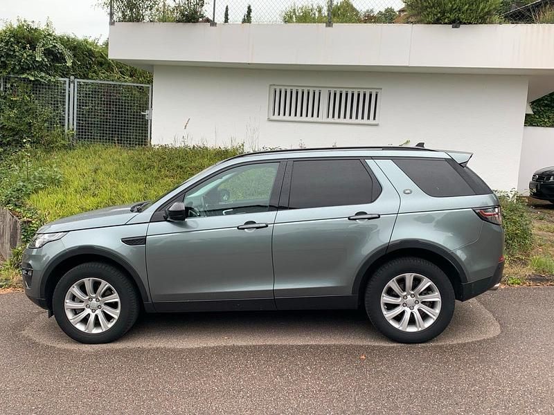 Grau Gebraucht 2014 Land Rover Discovery Sport SUV | 14.699 € - Bild 1/4