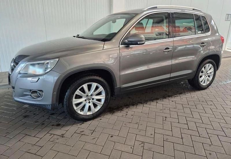 Gebraucht VW Tiguan 170 PS (125 kW) 2010 Grau SUV