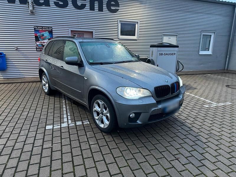 Grau Gebraucht 2010 BMW X5 M M Sport SUV | 12.500 € - Bild 1/4