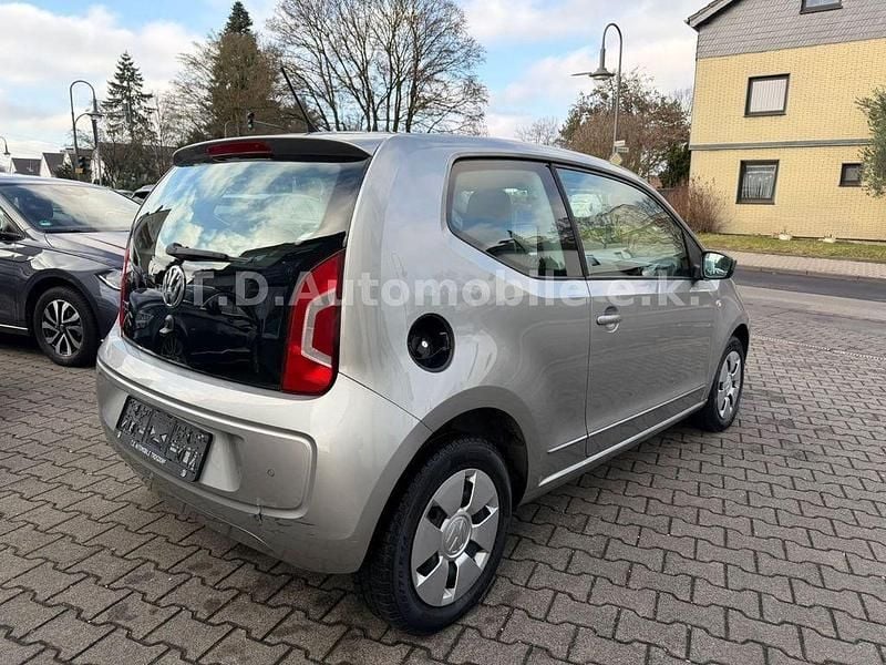 Gebraucht VW up! 75 PS (55 kW) 2013 Silber Kleinwagen