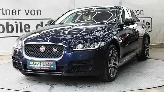 Gebraucht Jaguar XE S 340 PS (250 kW) 2017 Blau Limousine