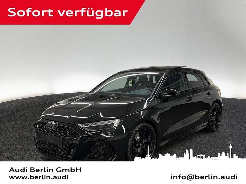 Schwarz Neu 2025 Audi RS3 Sportback Sport Kleinwagen | 82.155 € - Bild 1/3
